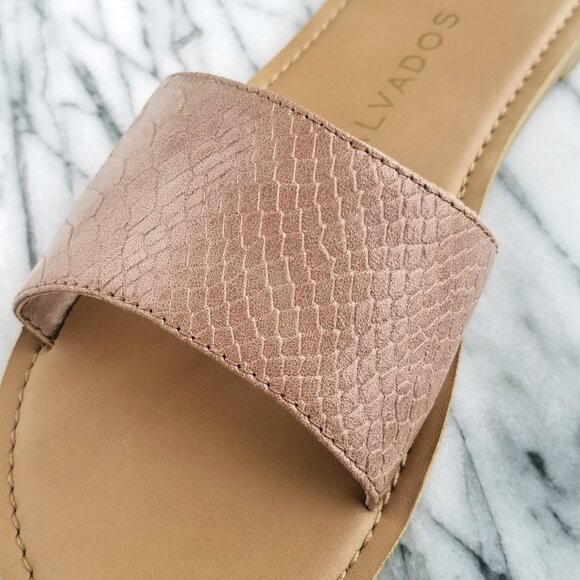 MALVADOS Faux Reptile Rose gold colored Sandals Single Toe Band Size 9/10 - Picture 6 of 14